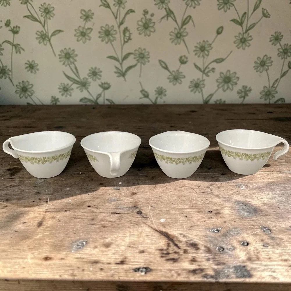 Corelle Crazy Daisy Spring Blossom Coffee Cups,‎ Set of 4, Vtg Hook Handle Mugs